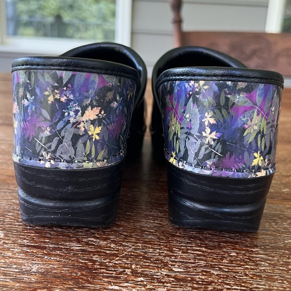 Dansko Women's Professional Mules Clogs Leaves Botanical Purple EU 39 US 8.5-9 - Picture 16 of 17